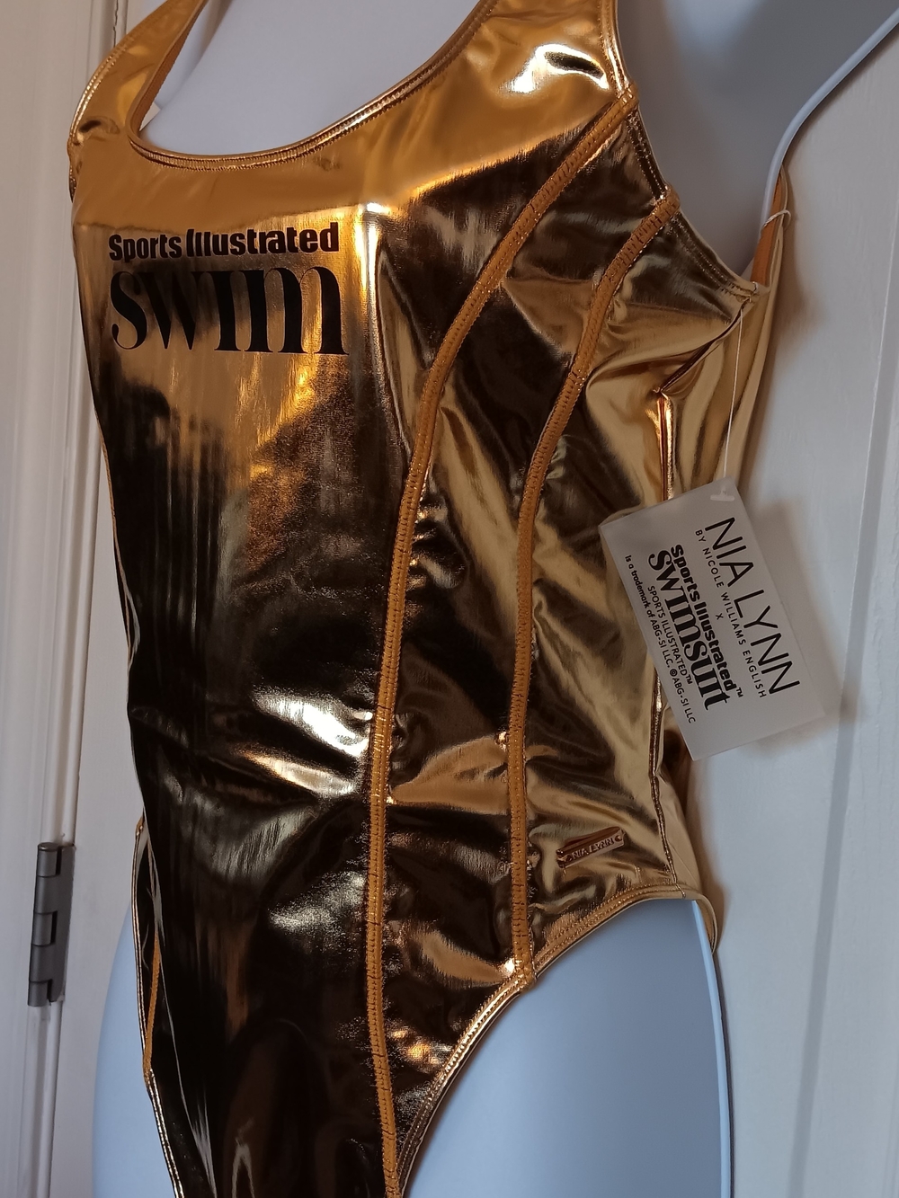 Nia Lynn Sports Illustrated Metallic Gold One-Piece Swimsuit Women's Size M NWT - Picture 2 of 5